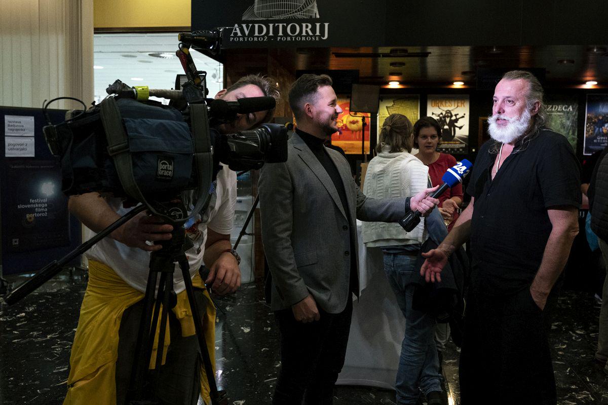 Vinci_Katja%20Goljat-Matja%C5%BE%20Ru%C5%A1t Vinci_Katja%20Goljat-Matja%C5%BE%20Ru%C5%A1t